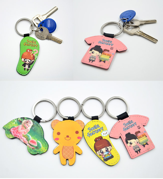 PU keychain with T~shirt shape